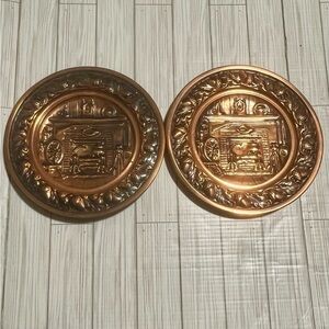 2 Coppercraft Guild Vintage 10.5” Colonial Fireplace Copper Wall Hanging Plates